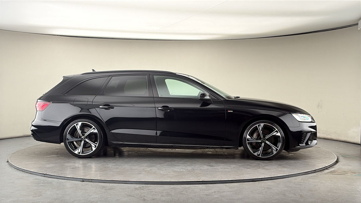 More views of Audi A4 Avant