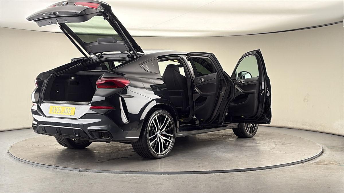 More views of BMW X6