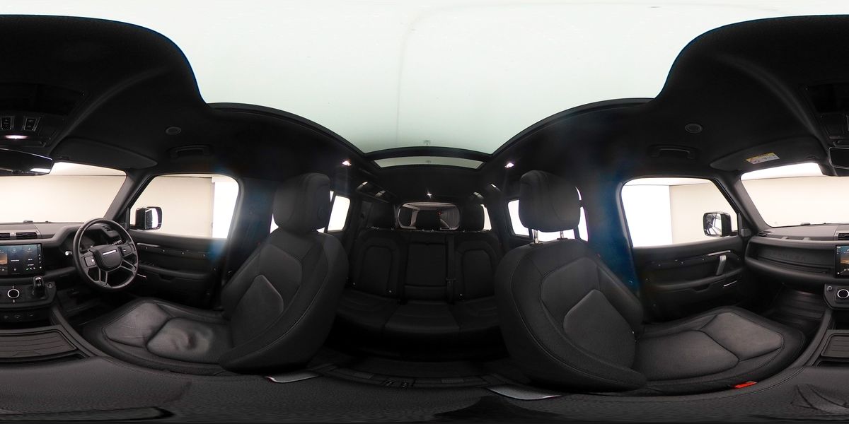 More views of Land Rover Defender 110