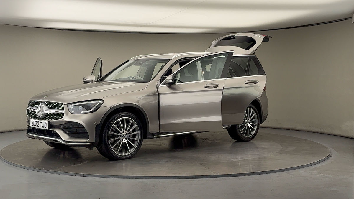 Mercedes-Benz GLC Image 28