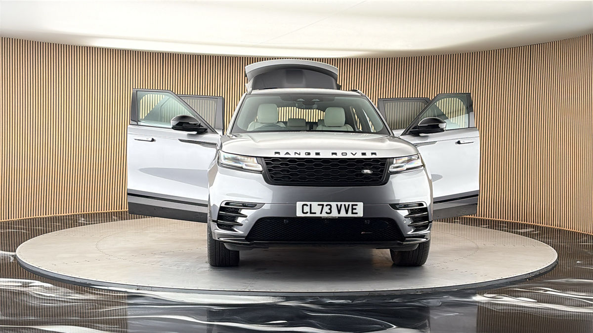 More views of Land Rover Range Rover Velar