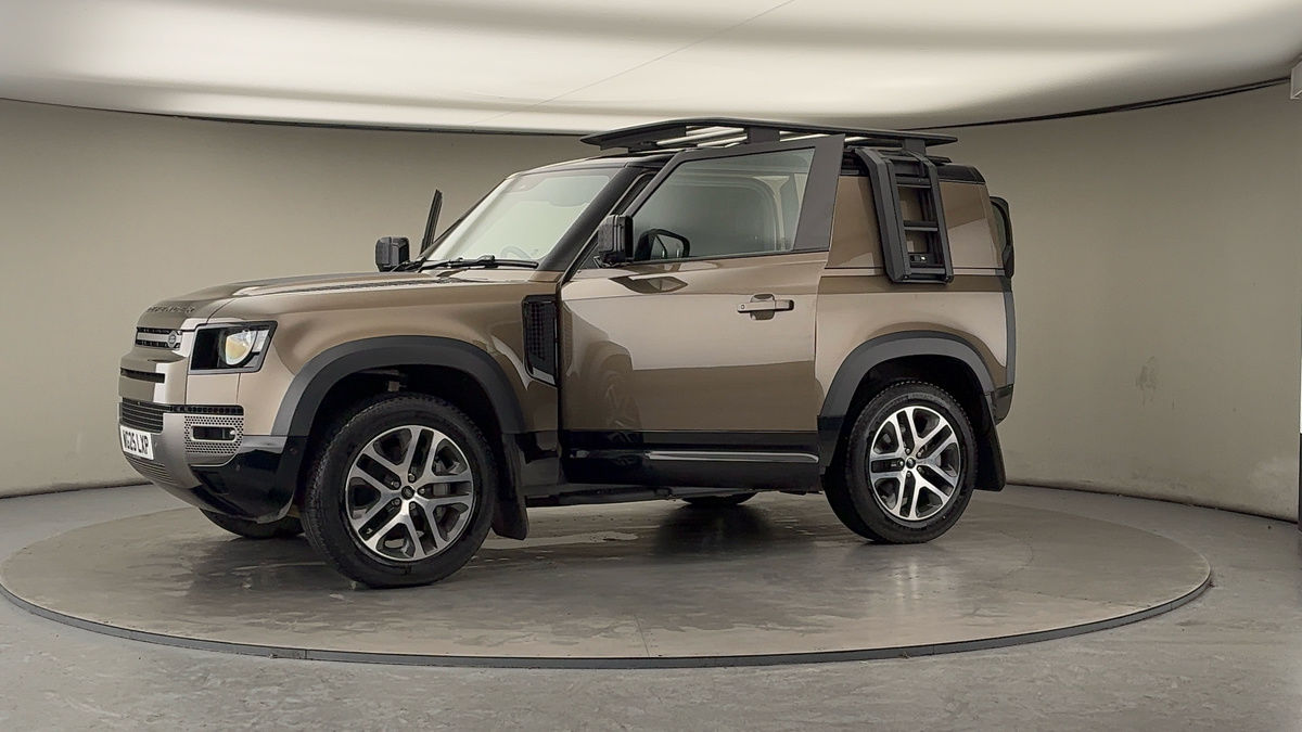 More views of Land Rover Defender 90