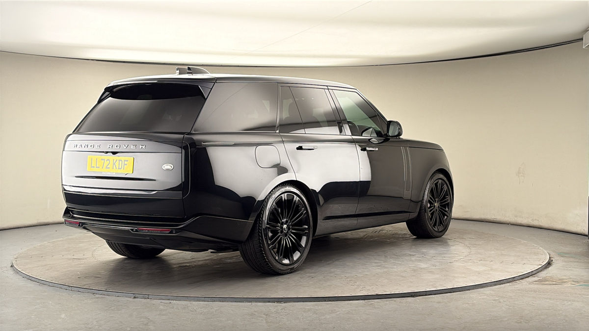 More views of Land Rover Range Rover