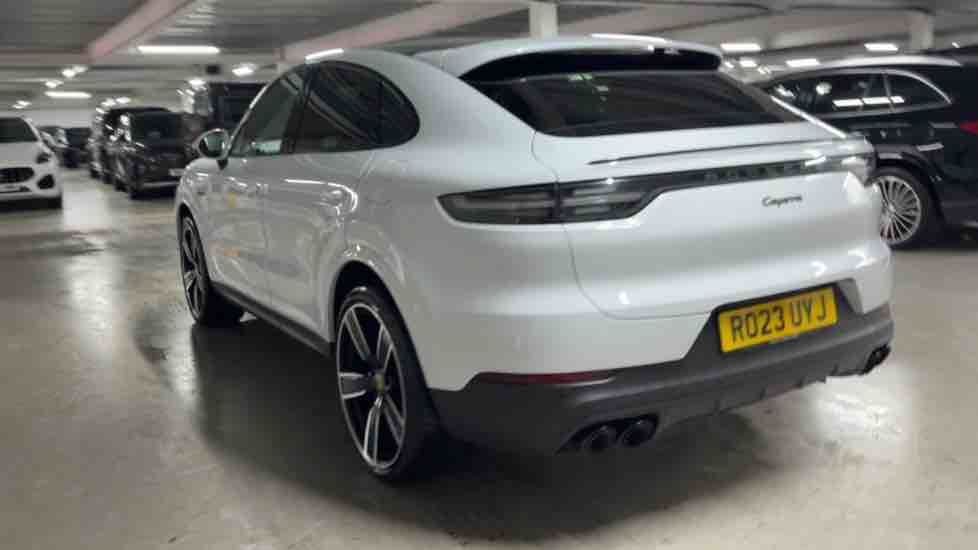 More views of Porsche Cayenne