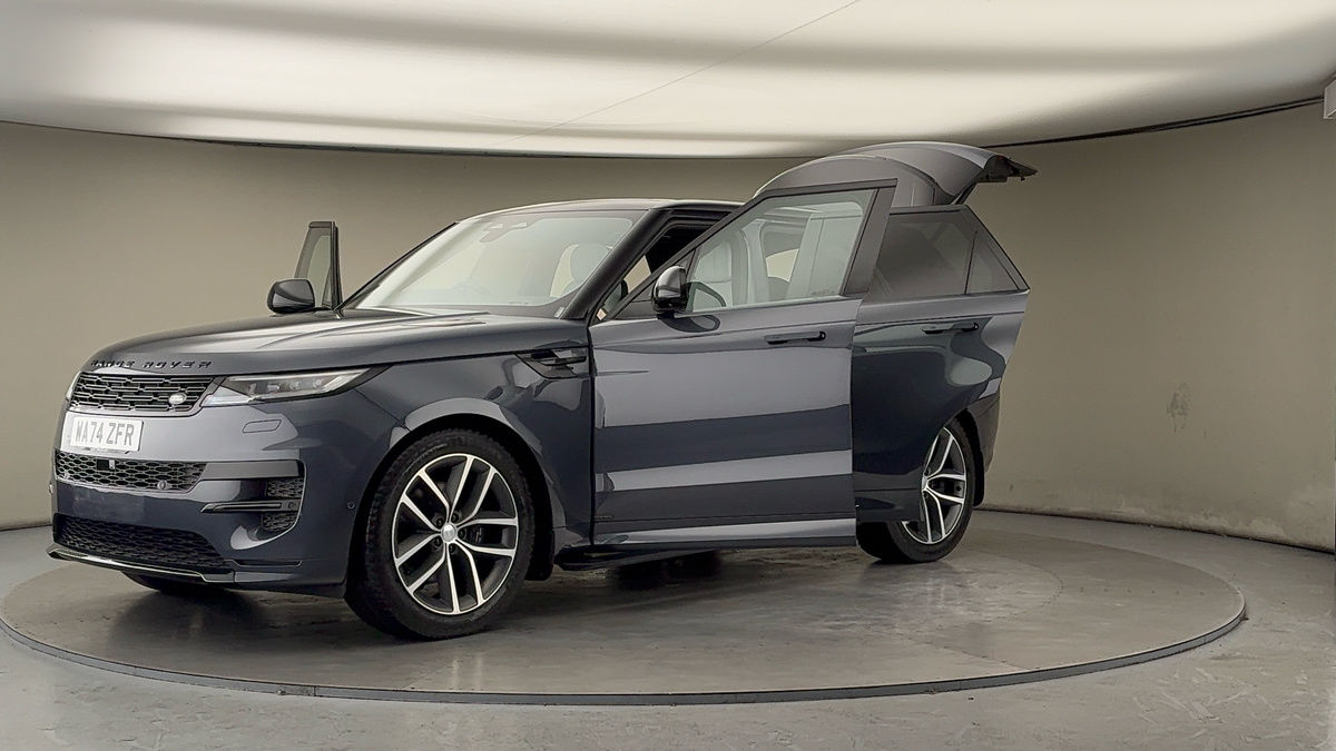 More views of Land Rover Range Rover Sport