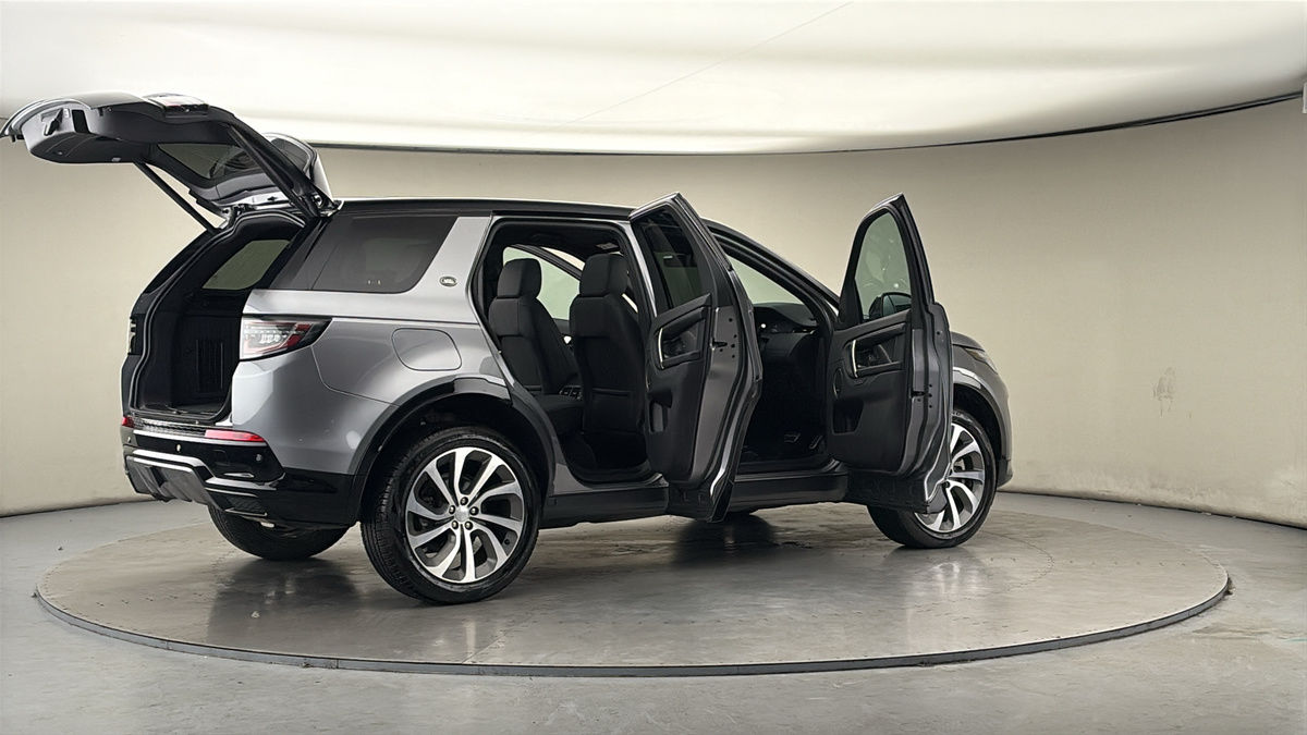 More views of Land Rover Discovery Sport