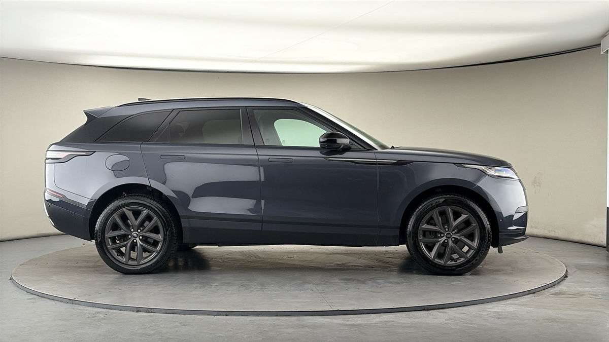 More views of Land Rover Range Rover Velar