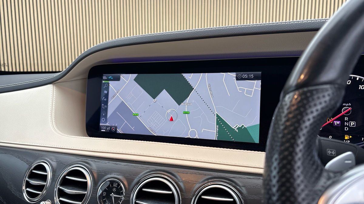 Mercedes-Benz S Class Image 17
