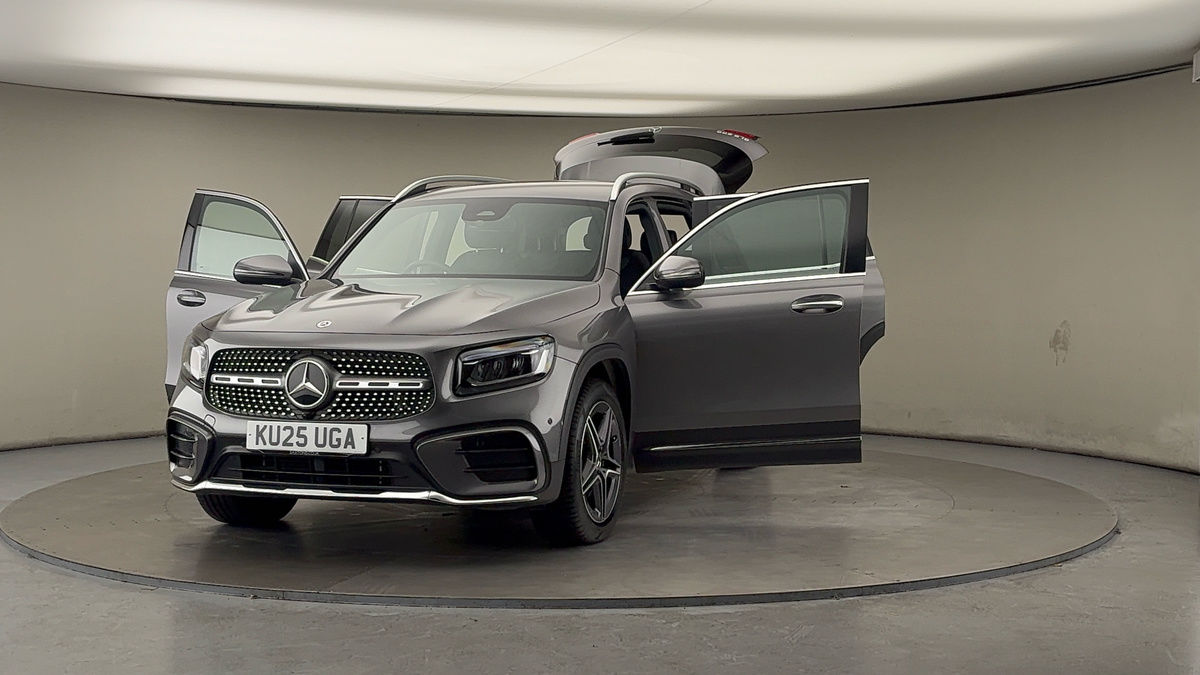 More views of Mercedes-Benz GLB