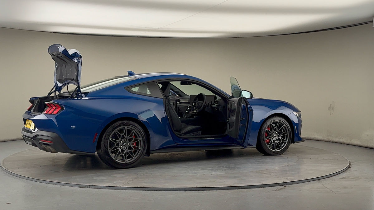 More views of Ford Mustang