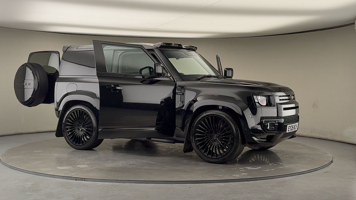 More views of Land Rover Defender 90