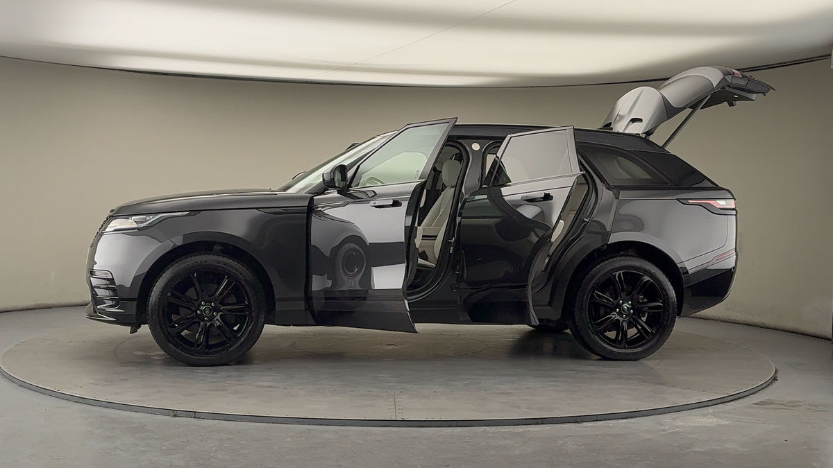 More views of Land Rover Range Rover Velar