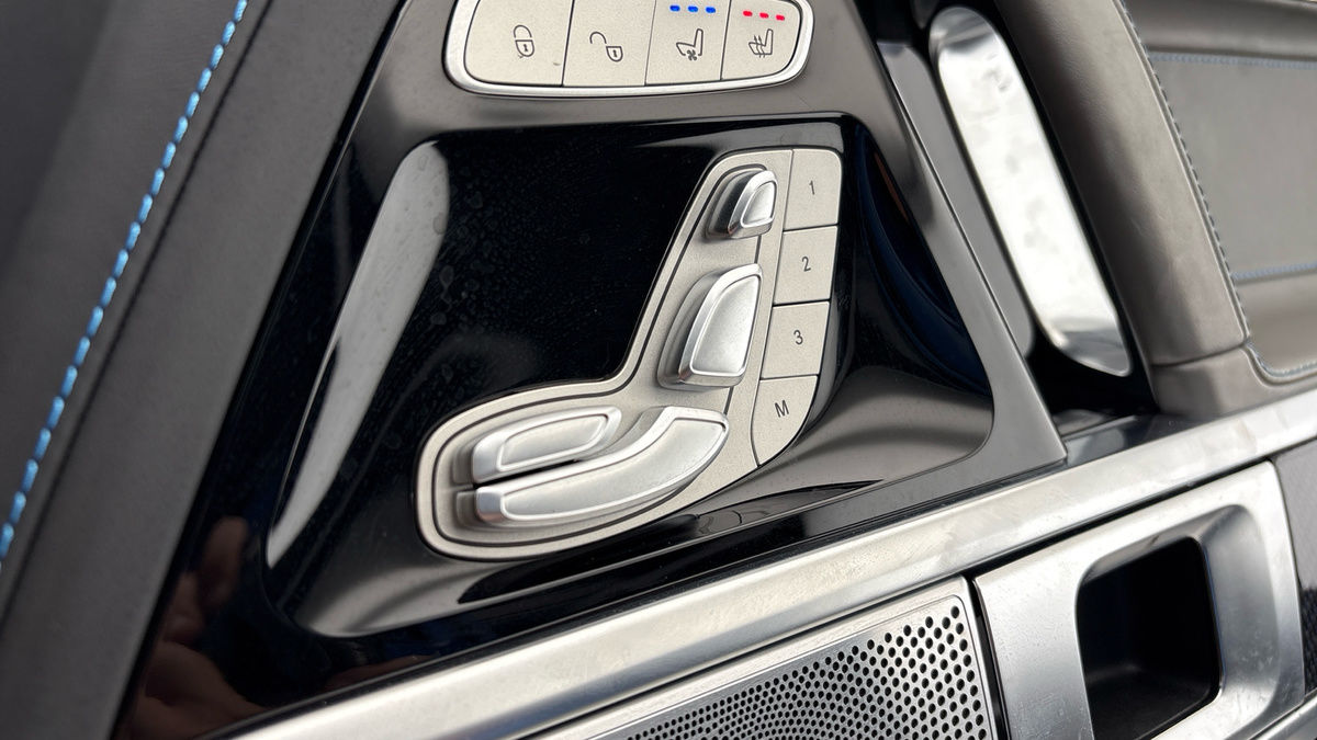 Mercedes-Benz G Class Image 36