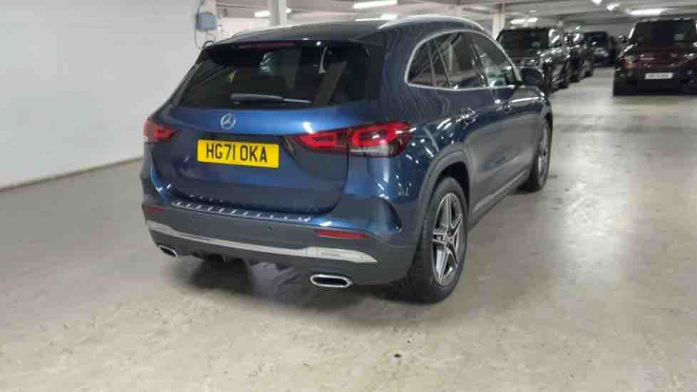 More views of Mercedes-Benz GLA