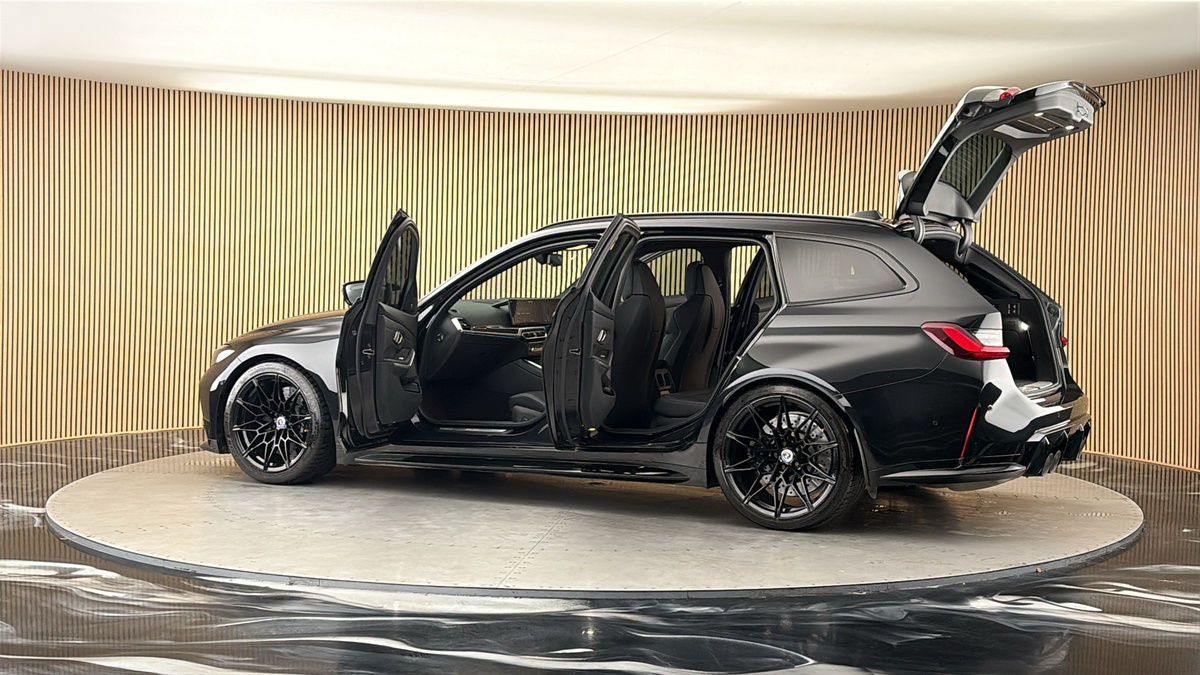 More views of BMW M3