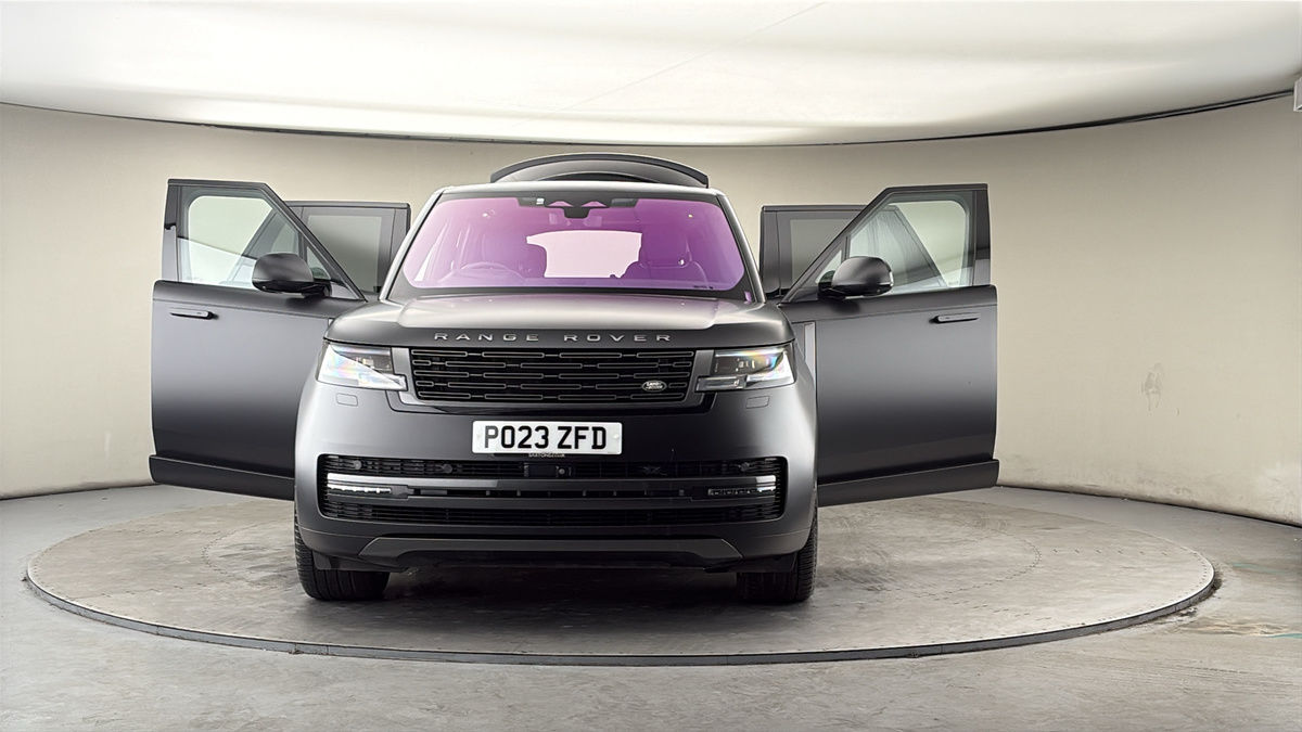 More views of Land Rover Range Rover