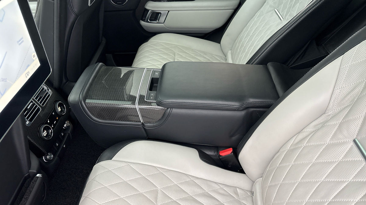Land Rover Range Rover Image 9