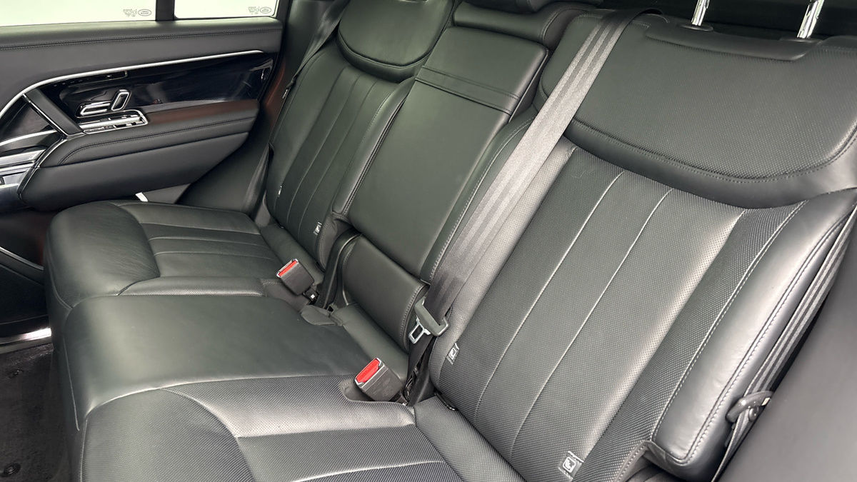 Land Rover Range Rover Image 8