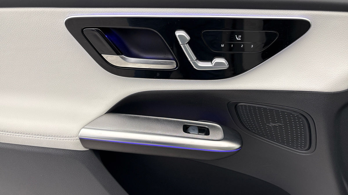 Mercedes-Benz GLC Image 19