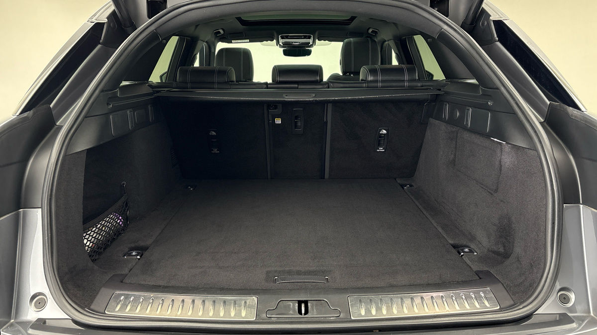 Land Rover Range Rover Velar Image 11
