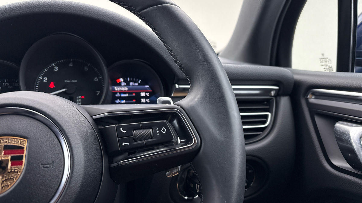 Porsche Macan Image 14