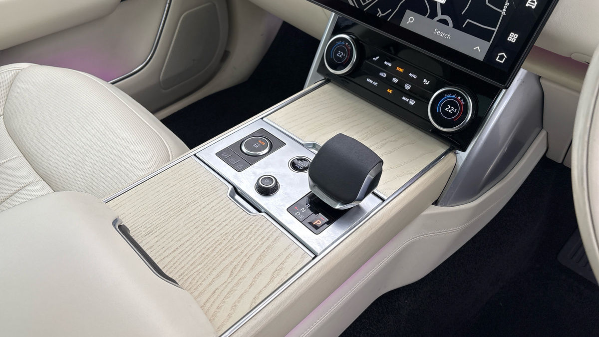 Land Rover Range Rover Image 18