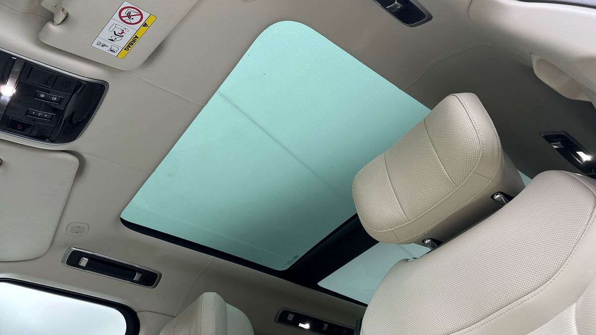 Land Rover Range Rover Image 6