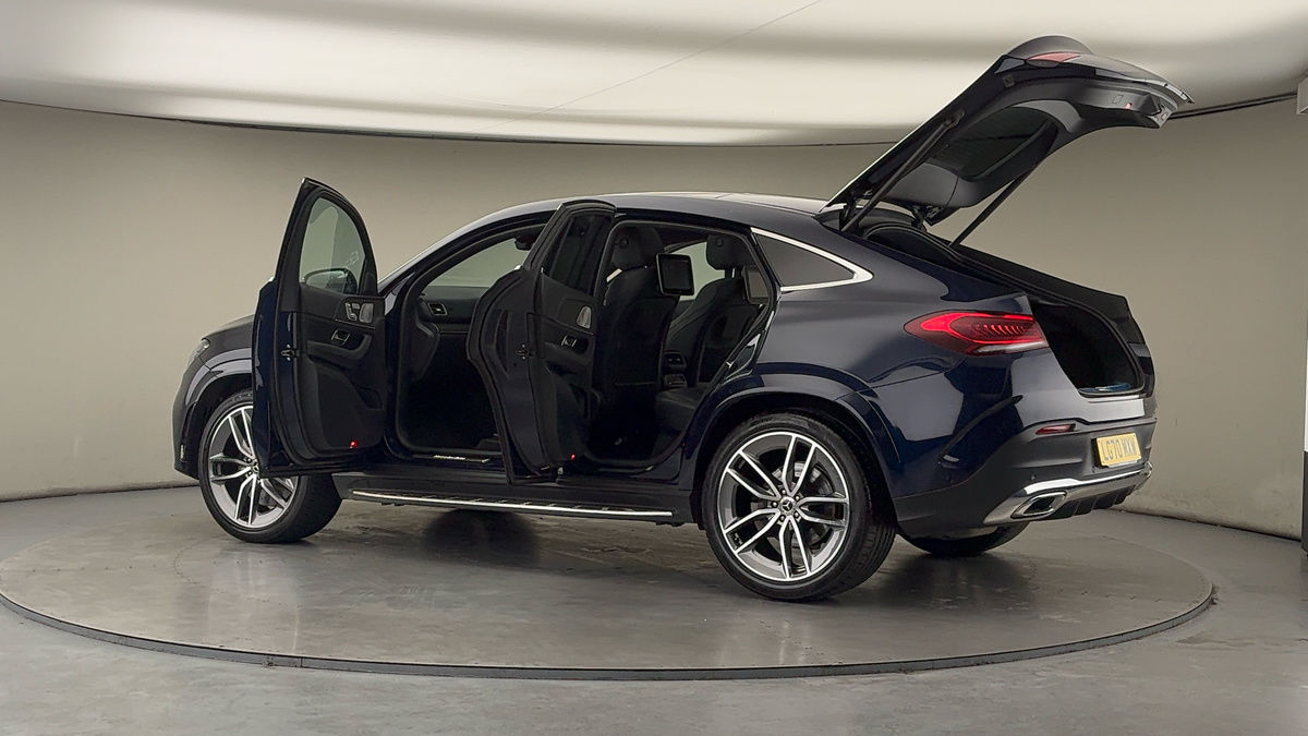 More views of Mercedes-Benz GLE