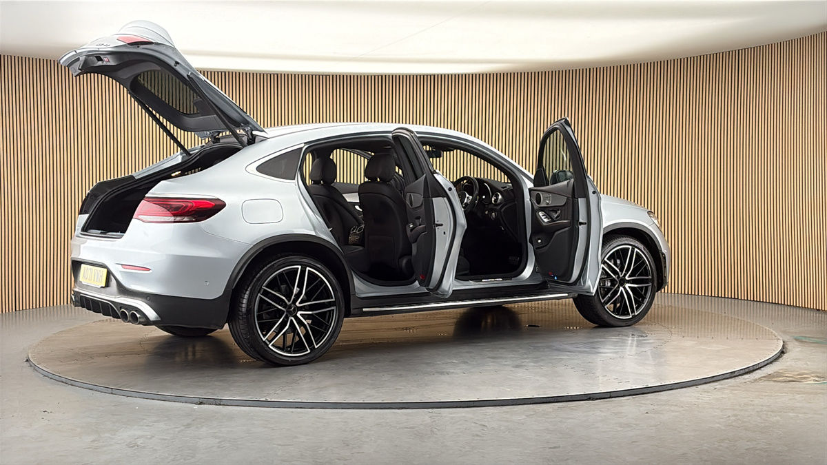 More views of Mercedes-Benz GLC