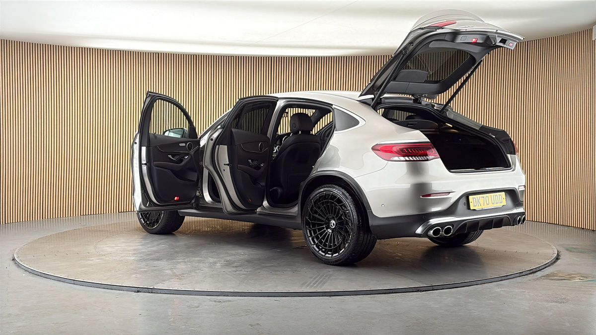 More views of Mercedes-Benz GLC