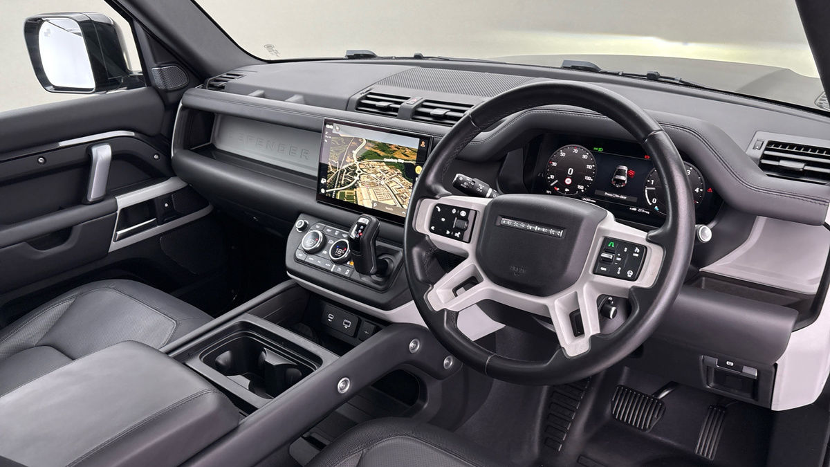 Land Rover Defender 90 Image 10