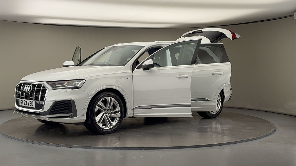 Audi Q7 Image 22