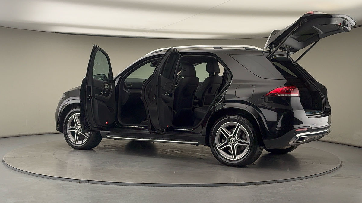 More views of Mercedes-Benz GLE