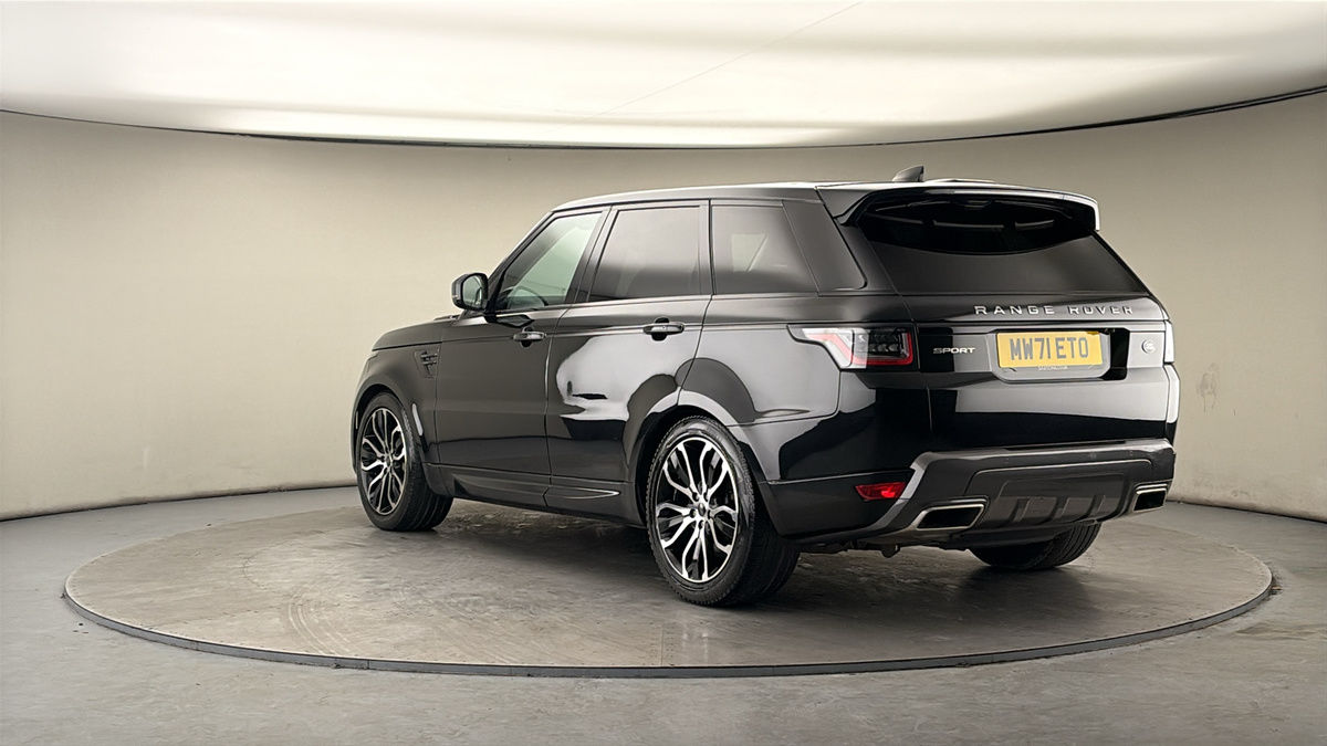 Land Rover Range Rover Sport Image 2