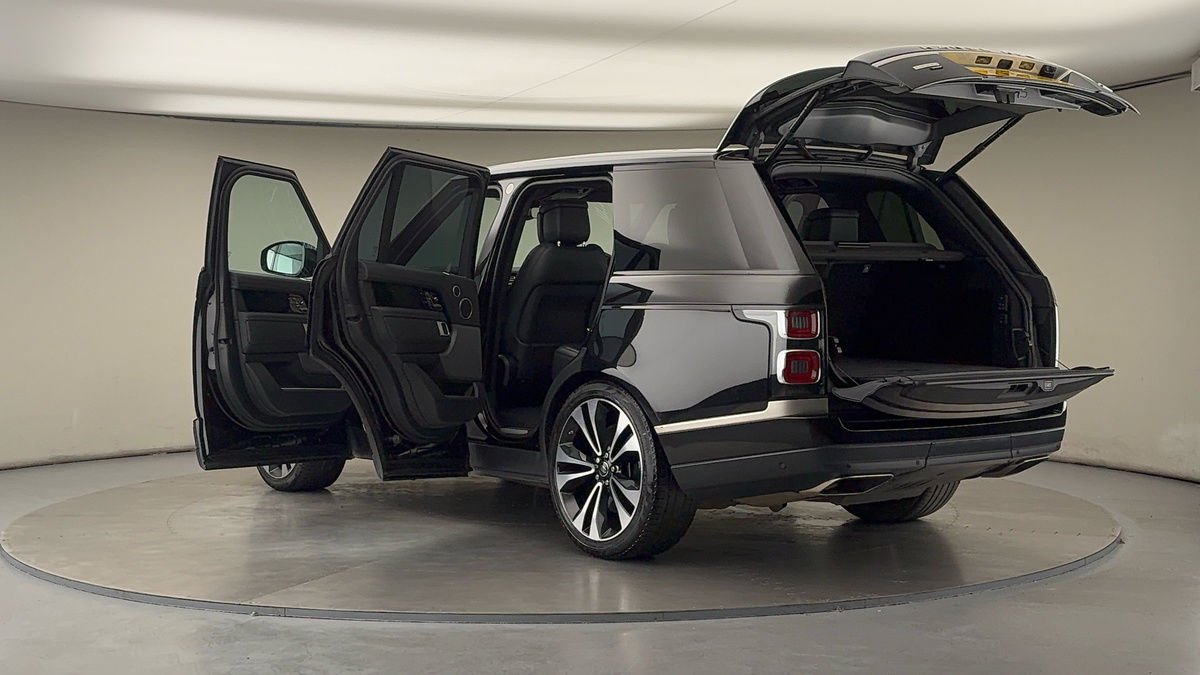 More views of Land Rover Range Rover