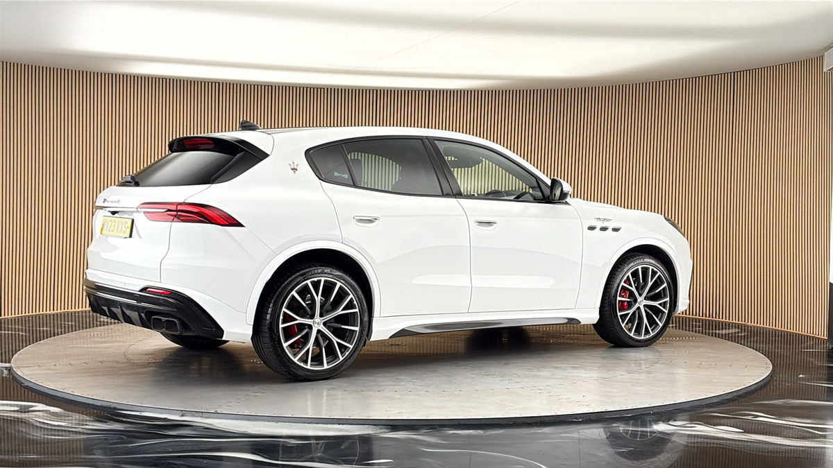 More views of Maserati Grecale