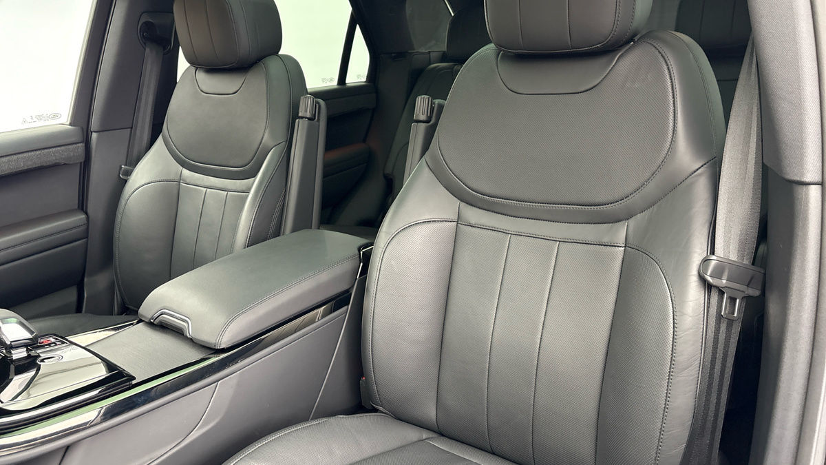 Land Rover Range Rover Sport Image 7