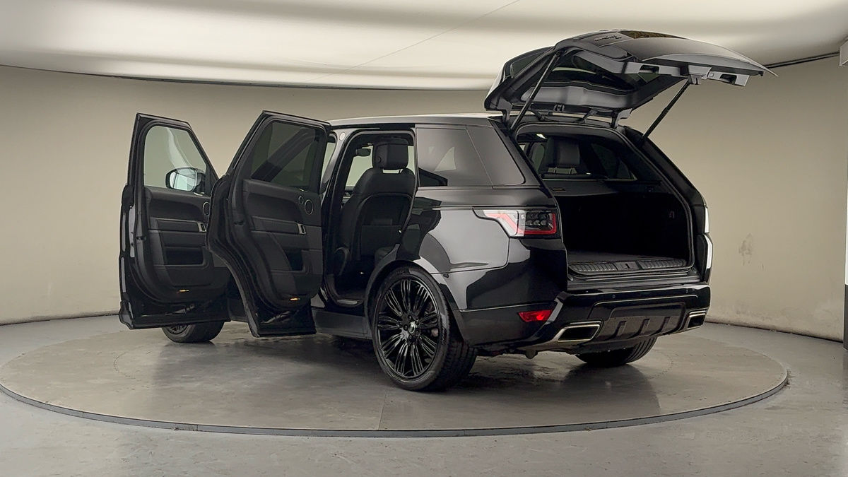 More views of Land Rover Range Rover Sport