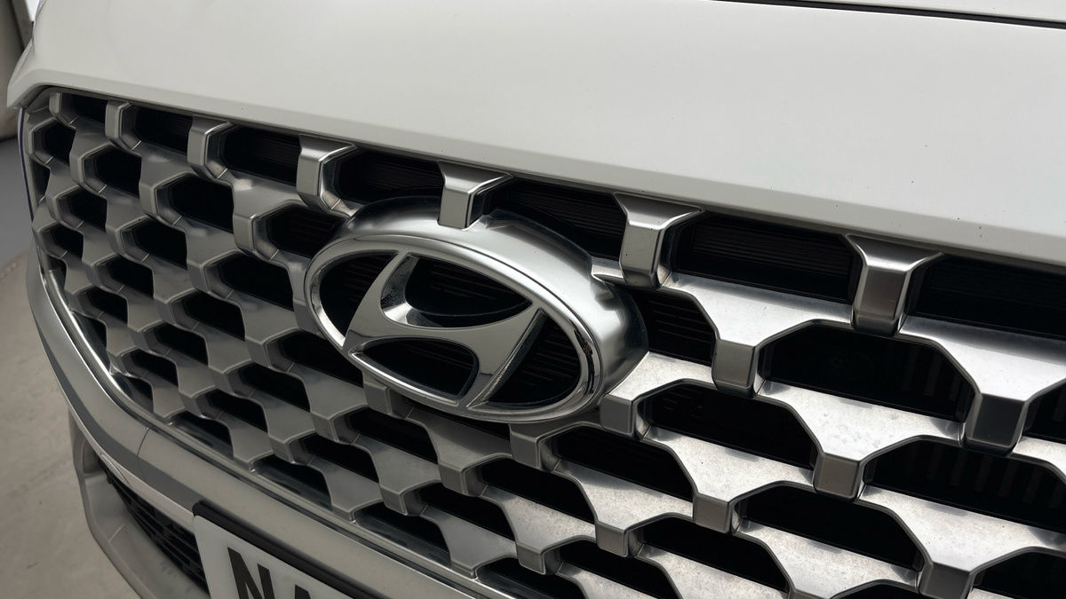 Hyundai Santa Fe Image 24