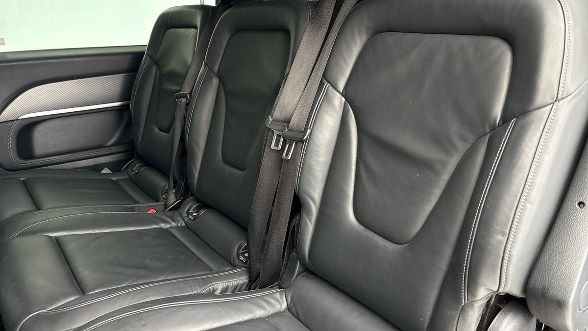 Mercedes-Benz V Class Image 8