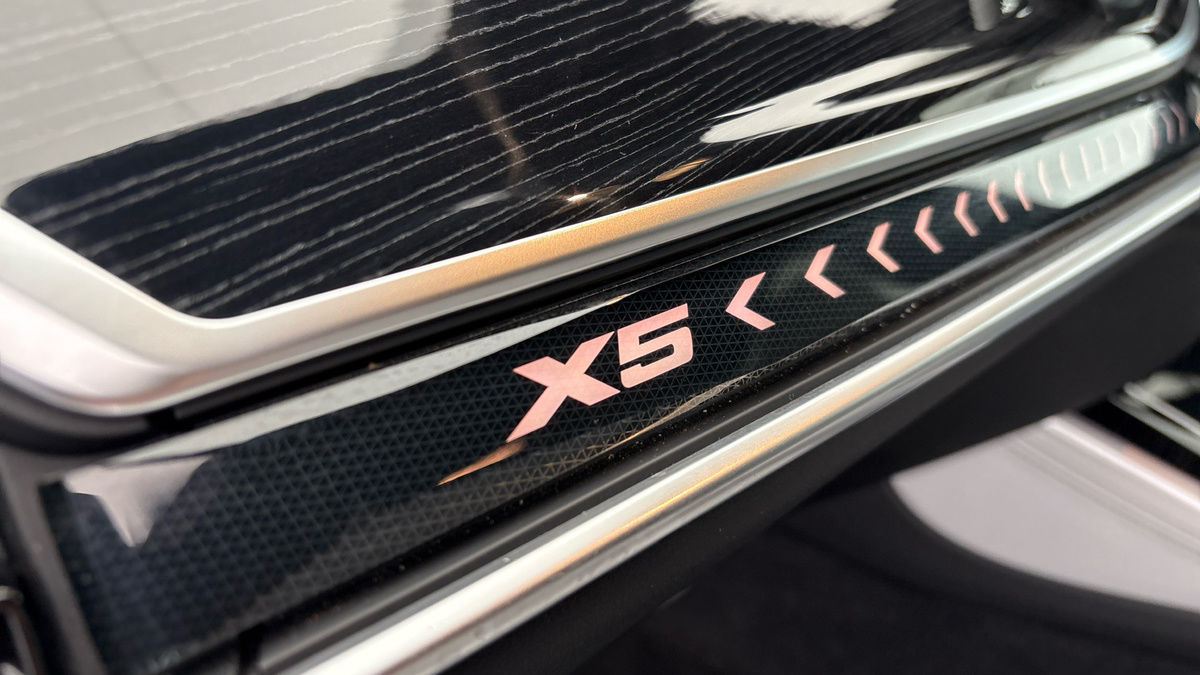 BMW X5 Image 38