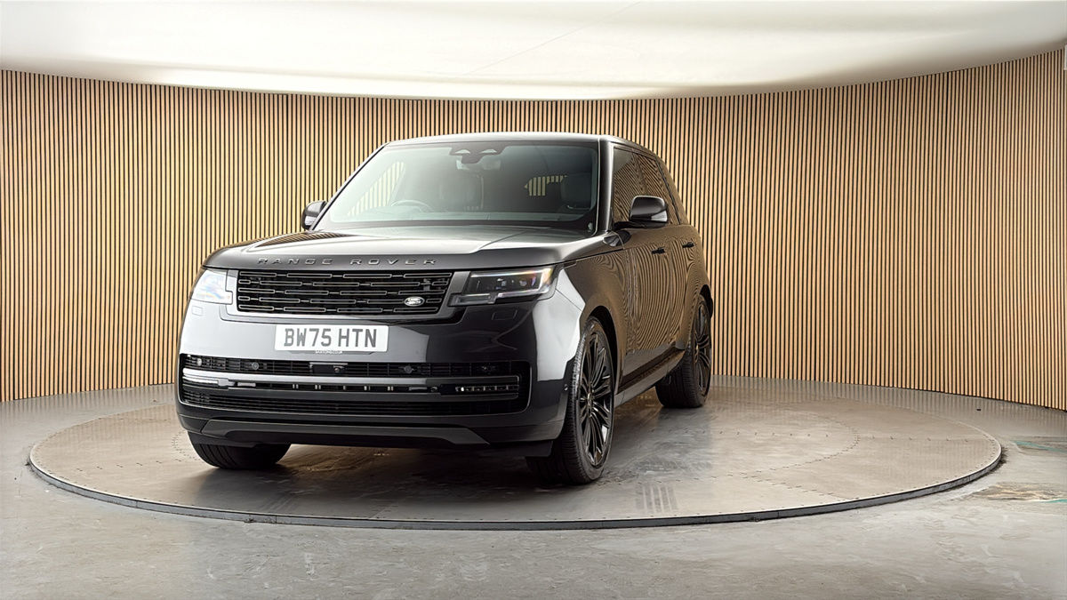 More views of Land Rover Range Rover