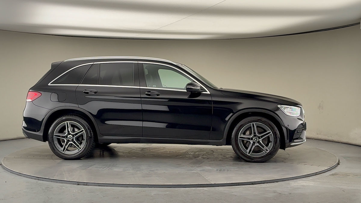 More views of Mercedes-Benz GLC