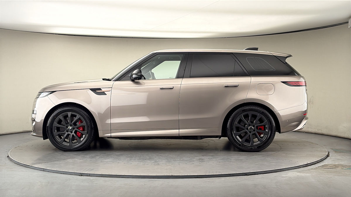 Land Rover Range Rover Sport Image 15