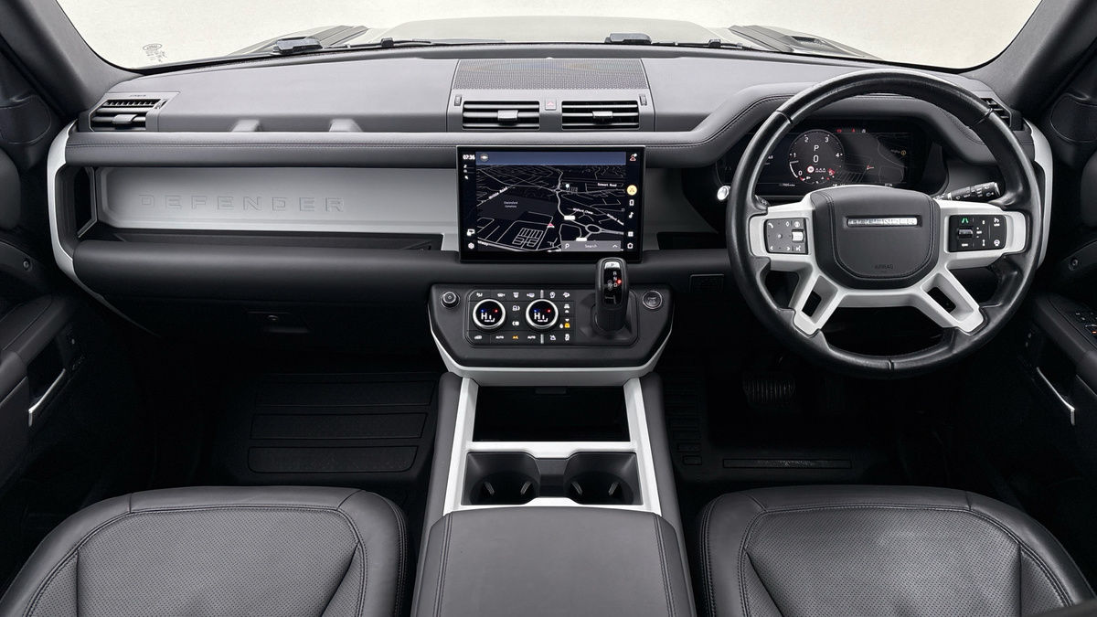 Land Rover Defender 90 Urban Image 12