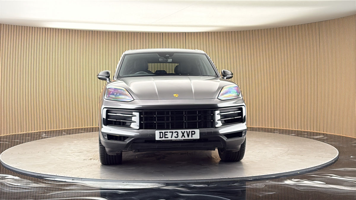 More views of Porsche Cayenne