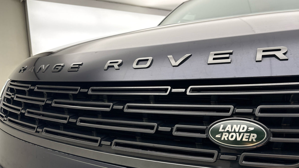Land Rover Range Rover Sport Image 24