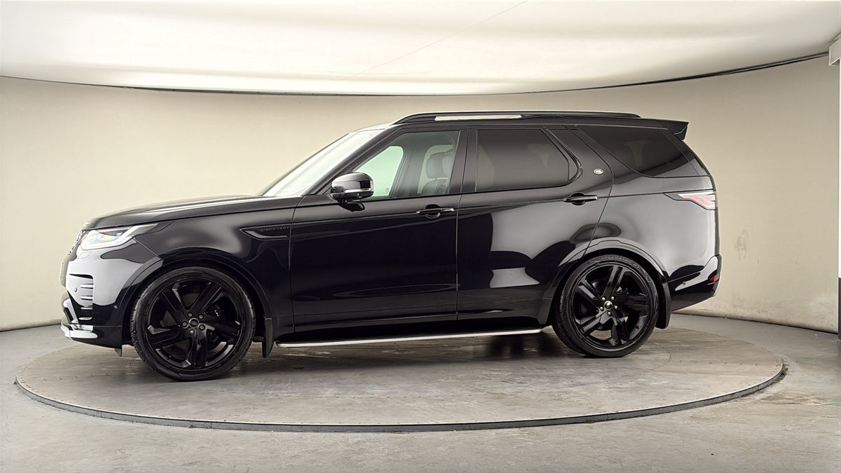 More views of Land Rover Discovery