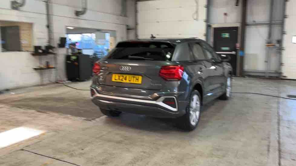 More views of Audi Q2