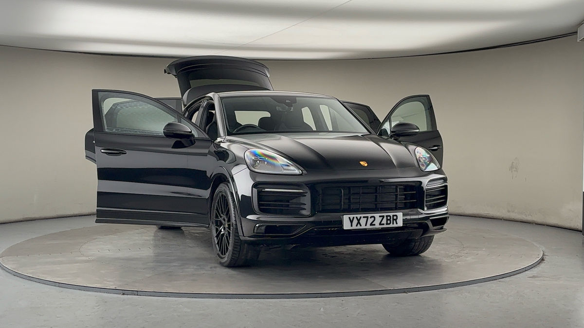 More views of Porsche Cayenne